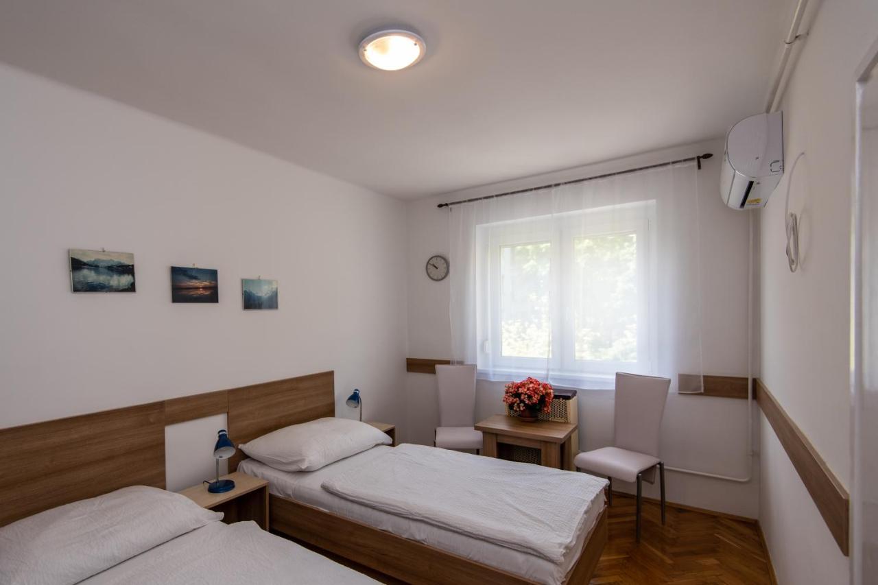 Kis Janos Apartman Sopron Exterior foto