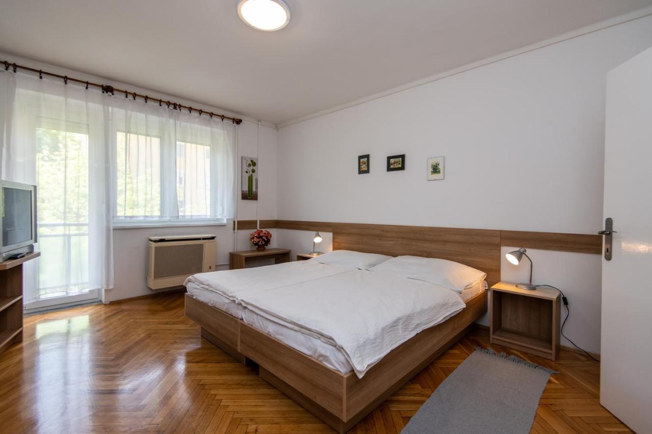 Kis Janos Apartman Sopron Exterior foto